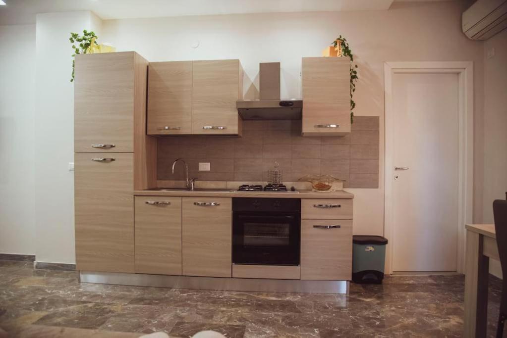 Campania Apartment Pompei Luxury - 150M Dalla Stazione - 5Km Da Pompei Poggiomarino Exterior photo