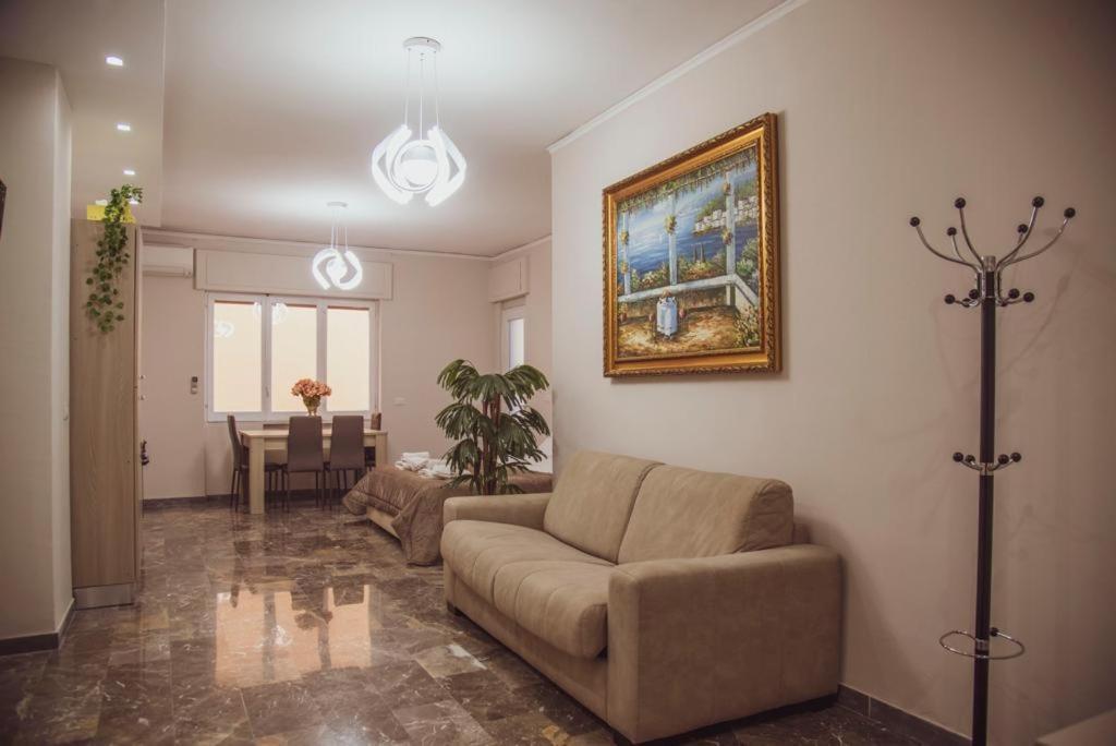 Campania Apartment Pompei Luxury - 150M Dalla Stazione - 5Km Da Pompei Poggiomarino Exterior photo